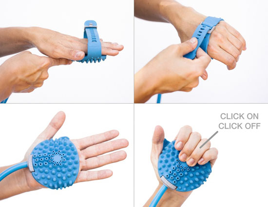 Aquapaw Pet Bathing Tool