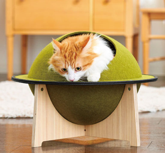 Cute Japanese Dorayaki Cat House