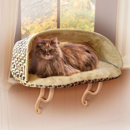 K&H Kitty Sill Deluxe Cat Bed with Hood