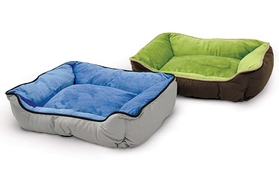 K&H Lounge Sleeper Self-Warming Pet Bed