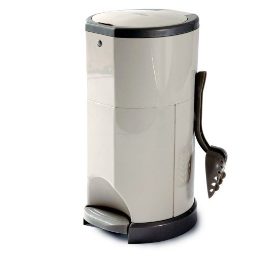 Litter Champ Premium Pet Waste and Odor Disposal System from Lucky Champ